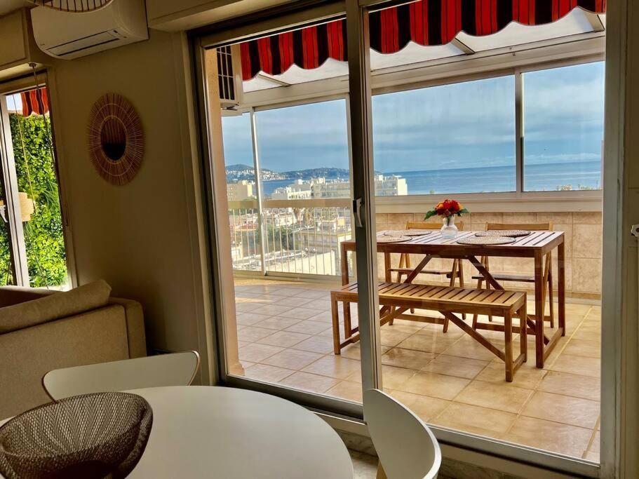 Superbe Appartement Vue Sur Mer Niza Exterior foto